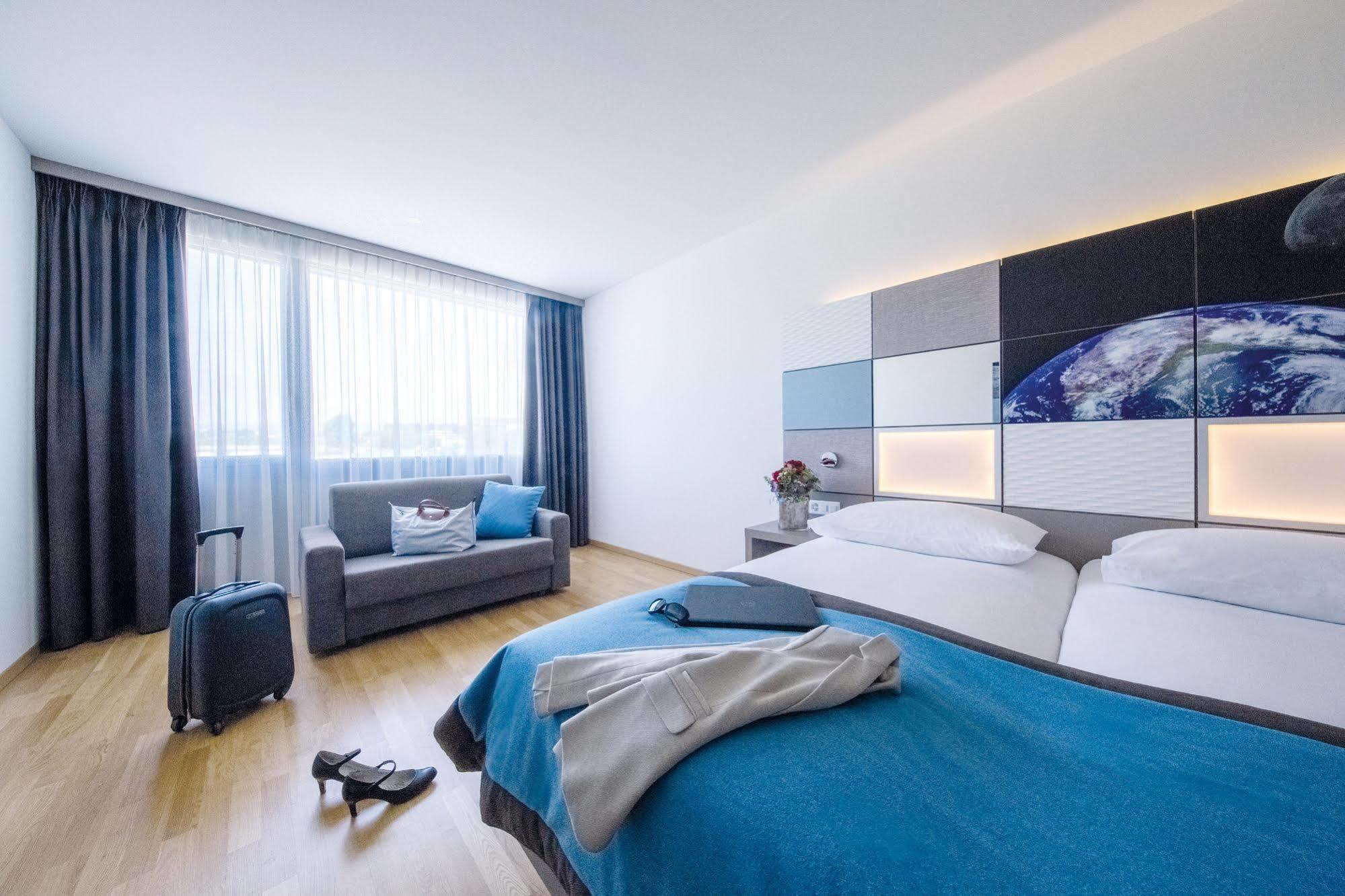 Discovery Hotel 3* Superior Кріссіер Екстер'єр фото