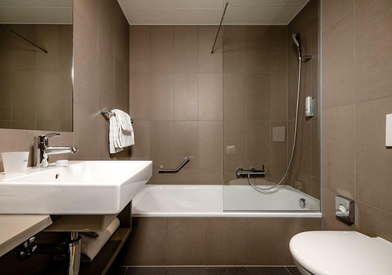 Discovery Hotel 3* Superior Кріссіер Екстер'єр фото