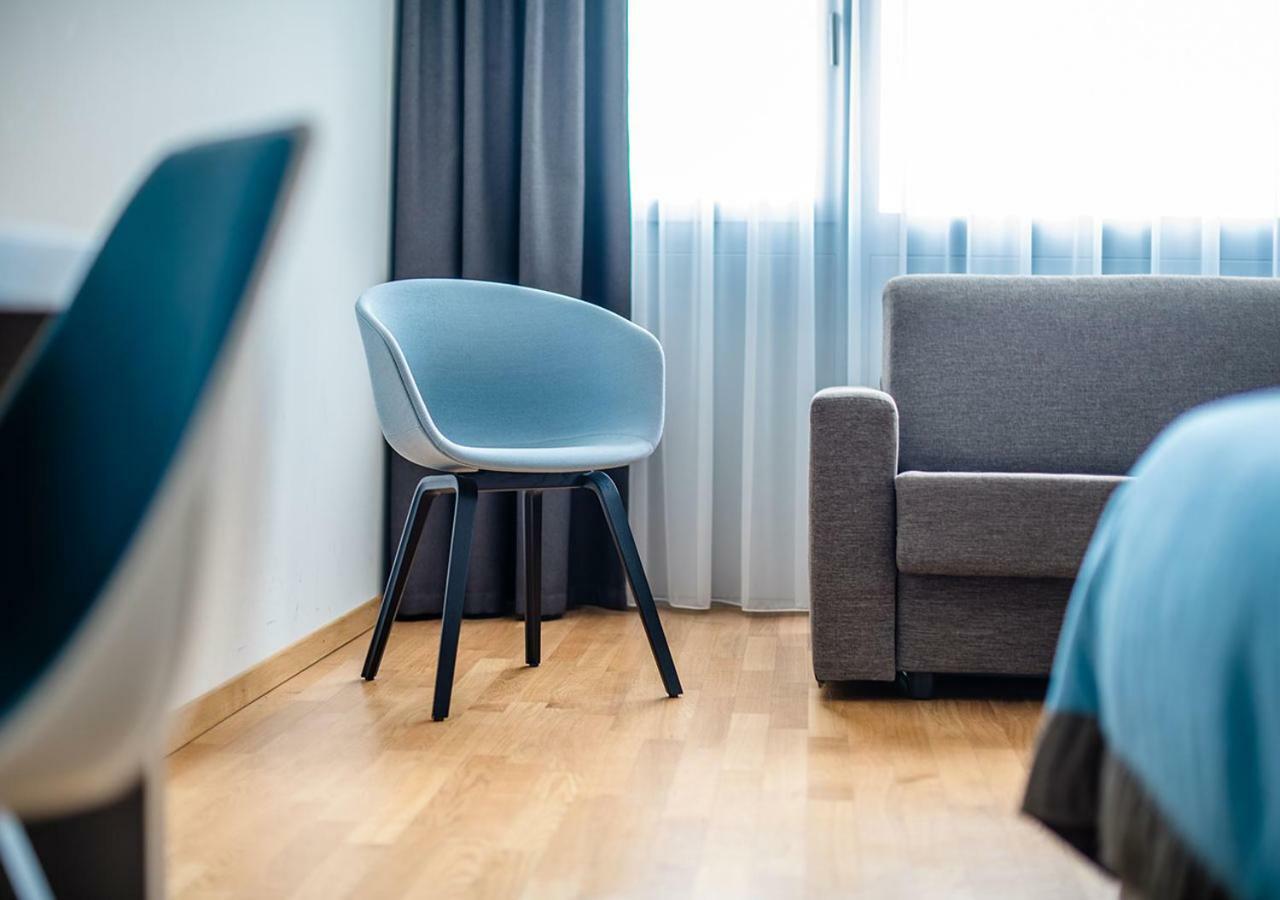 Discovery Hotel 3* Superior Кріссіер Екстер'єр фото