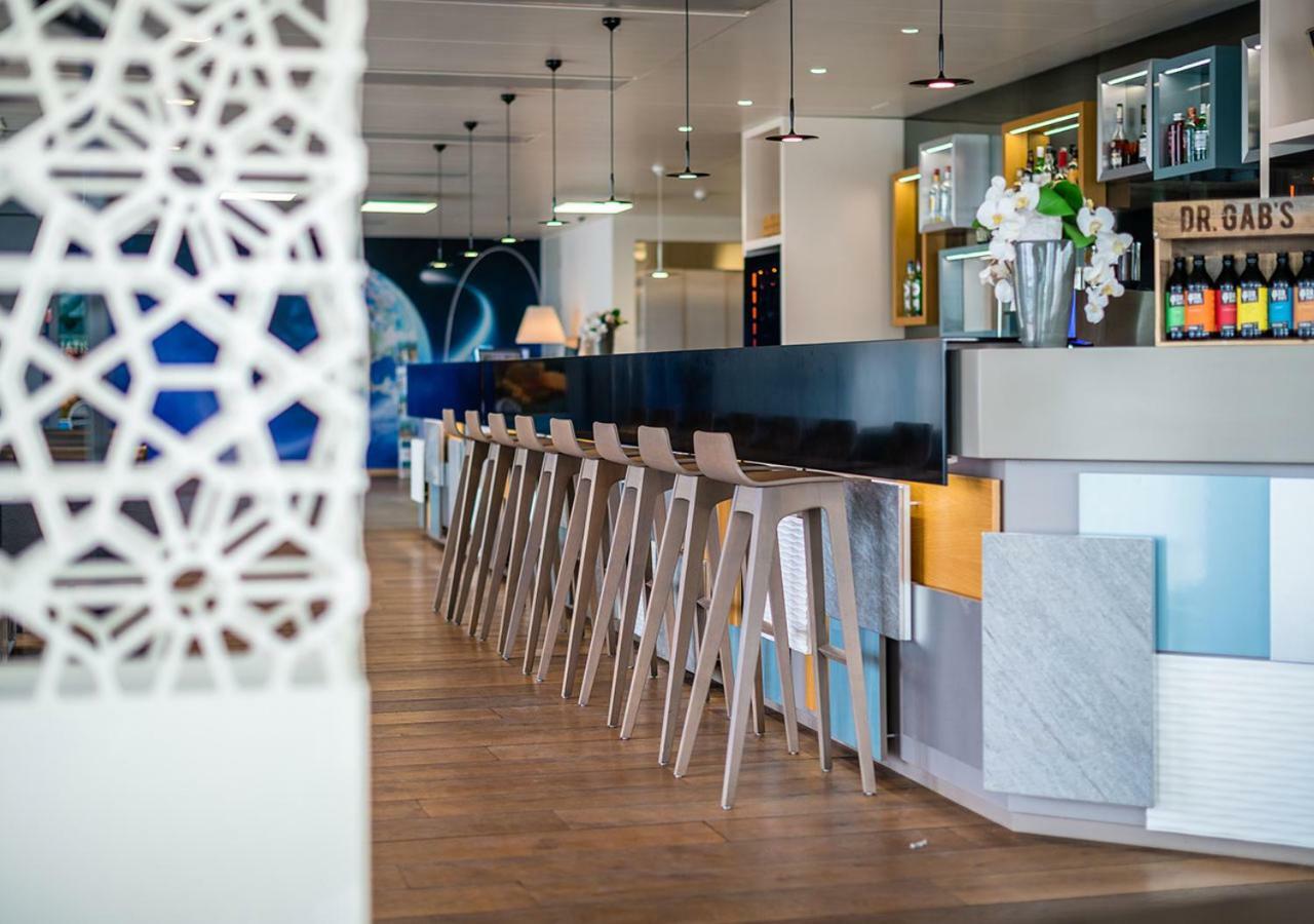 Discovery Hotel 3* Superior Кріссіер Екстер'єр фото